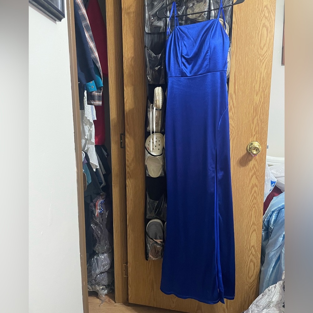 Elegant Blue Spaghetti Strap Dress